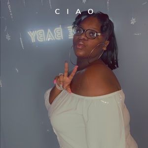 Meet your Posher, Jasmine